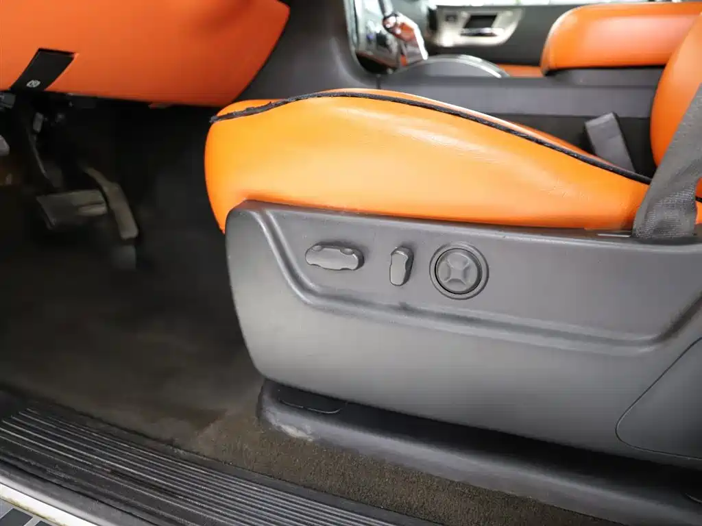 Hummer H2