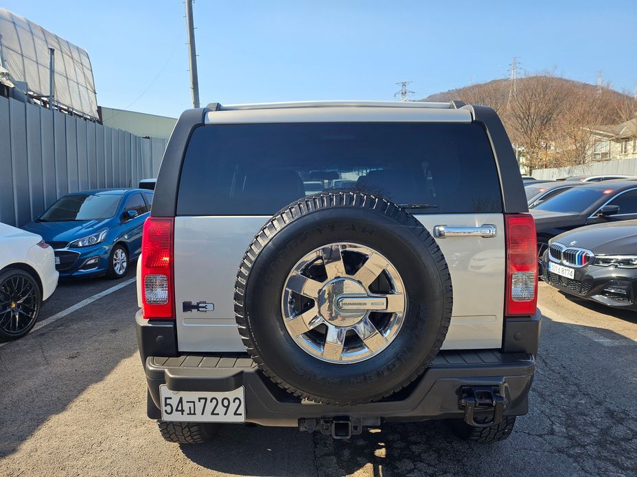 Hummer H3