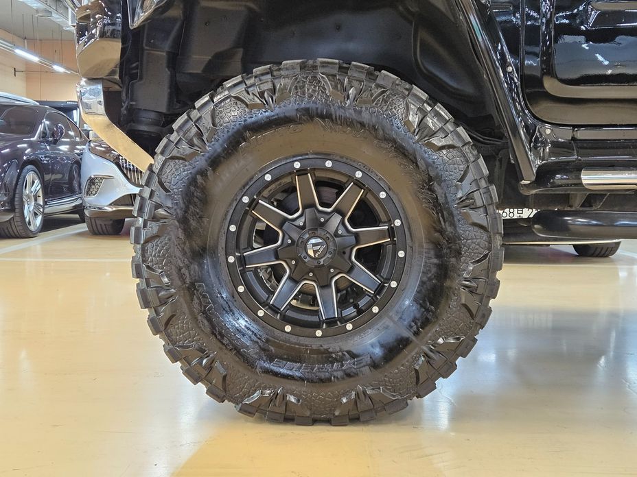 Hummer H2