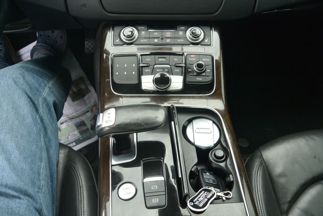 Audi A8