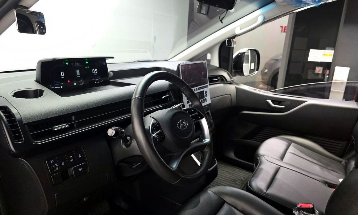 Hyundai Staria