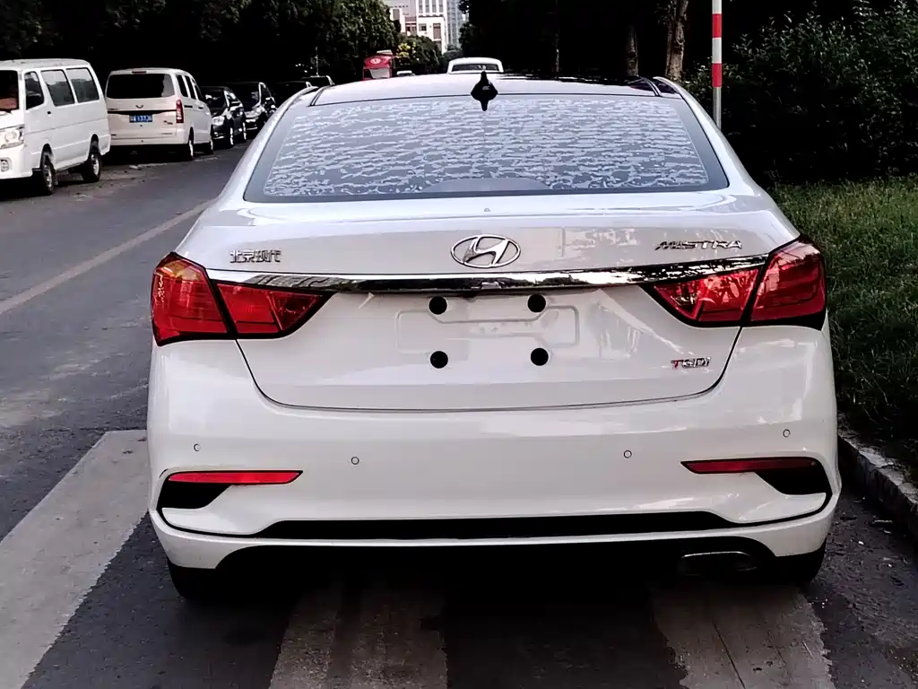 Hyundai Mistra