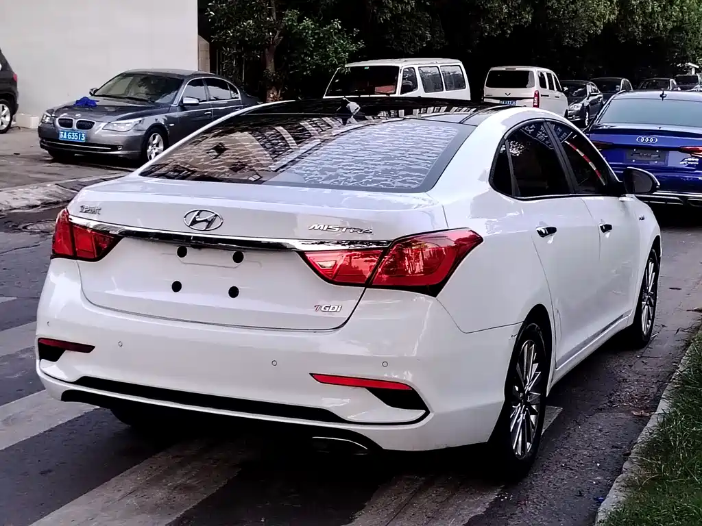 Hyundai Mistra