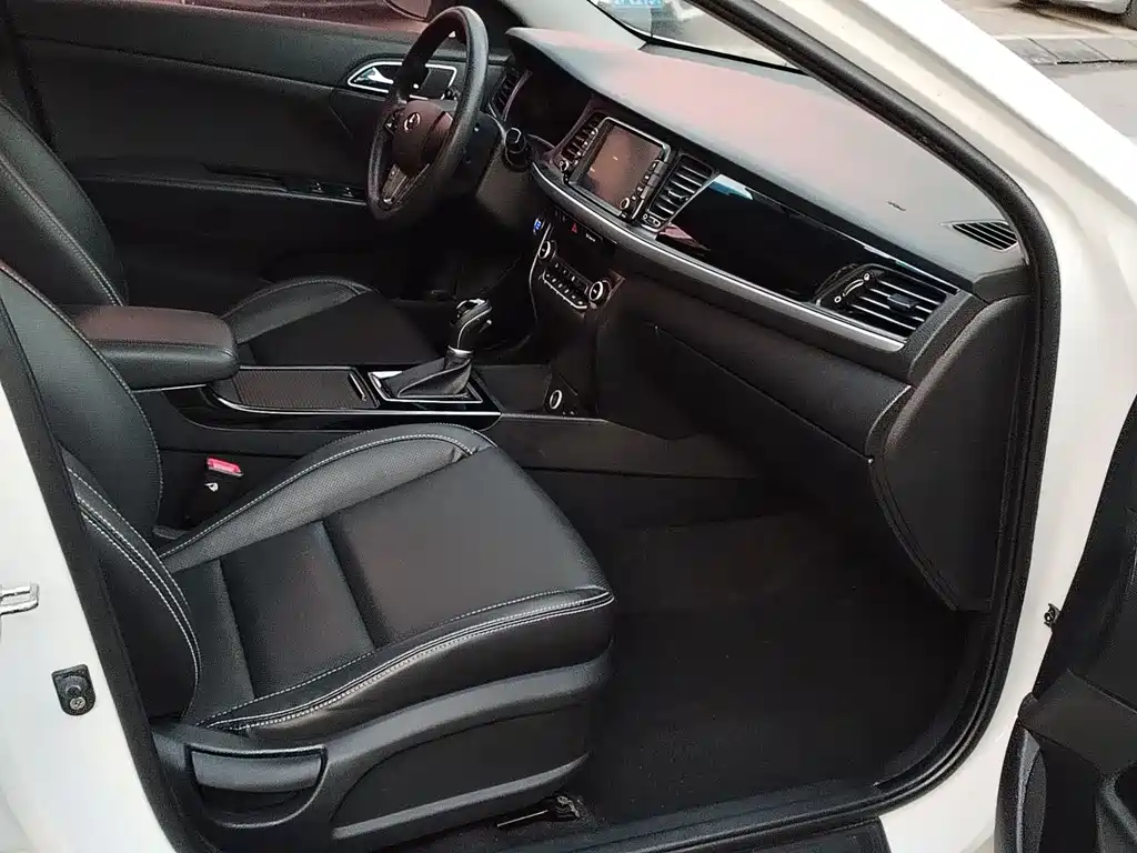 Hyundai Mistra