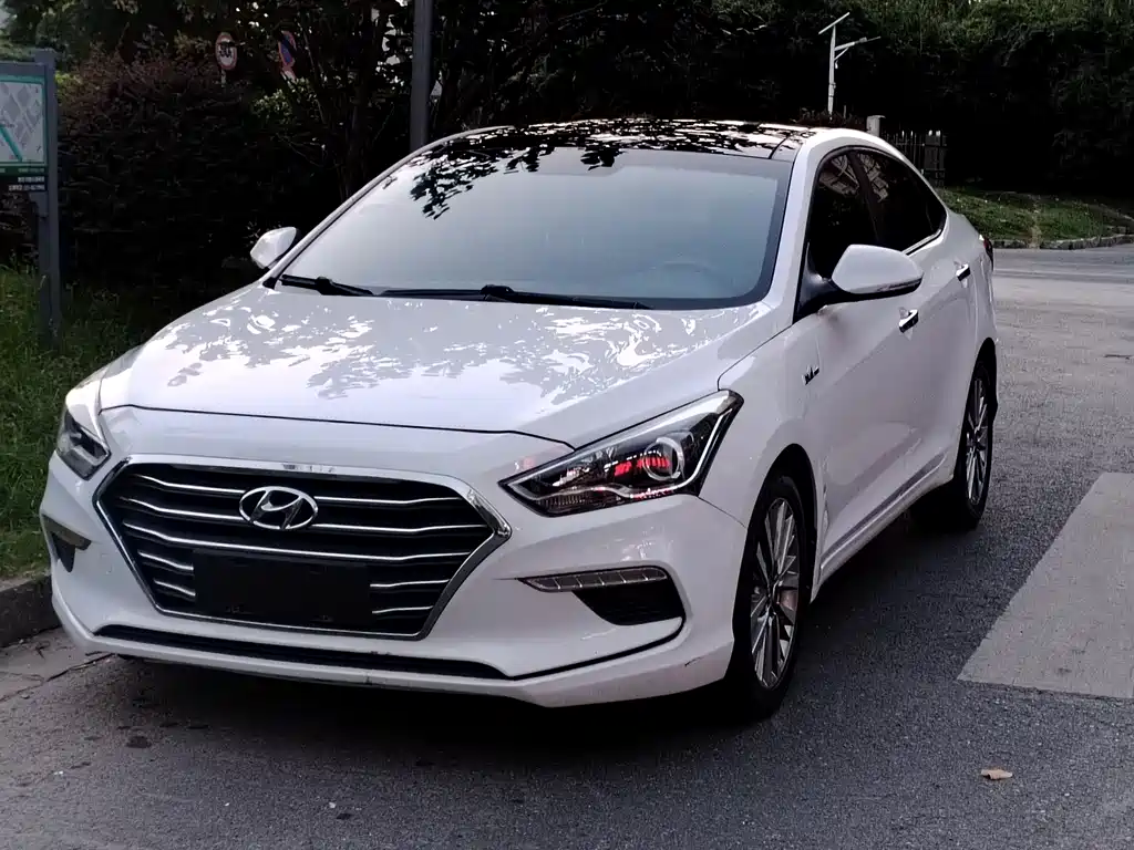 Hyundai Mistra
