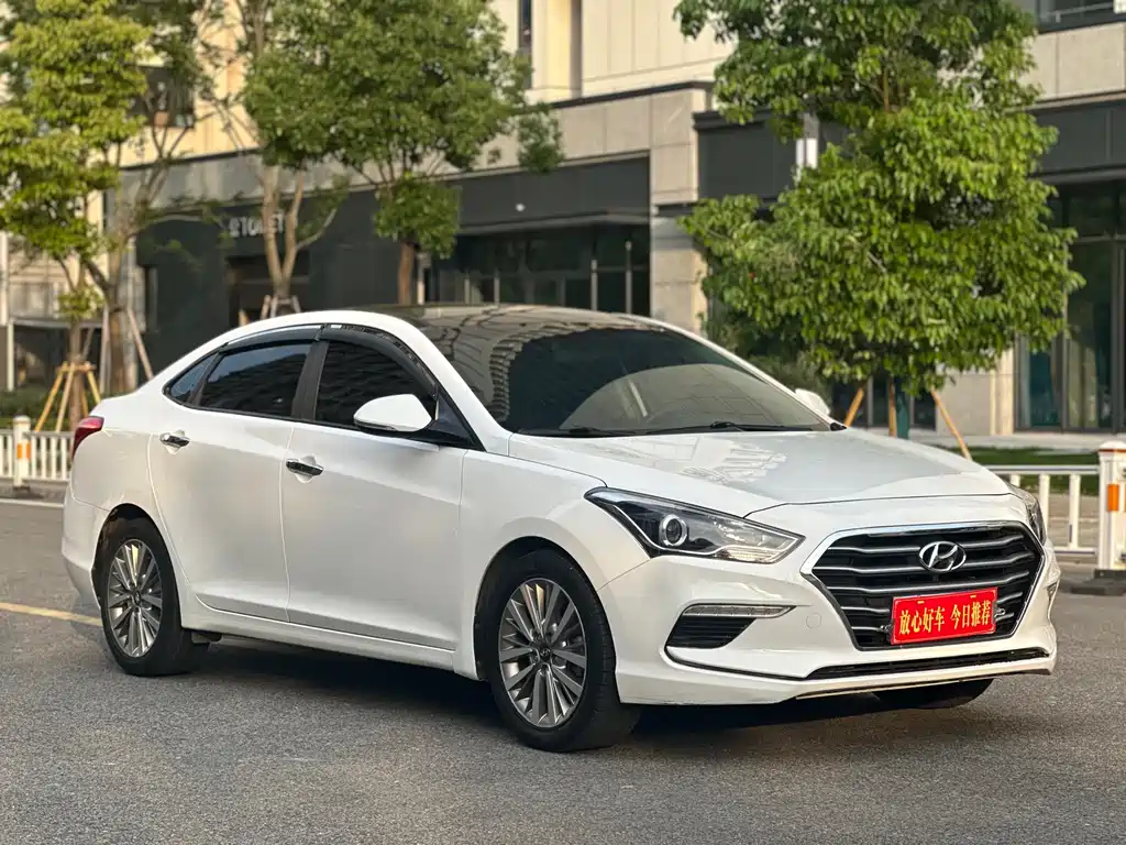 Hyundai Mistra