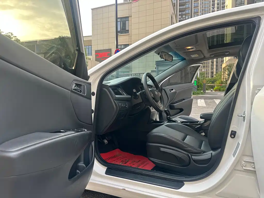 Hyundai Mistra
