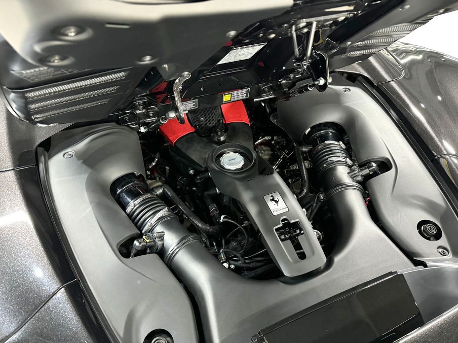 Ferrari F8