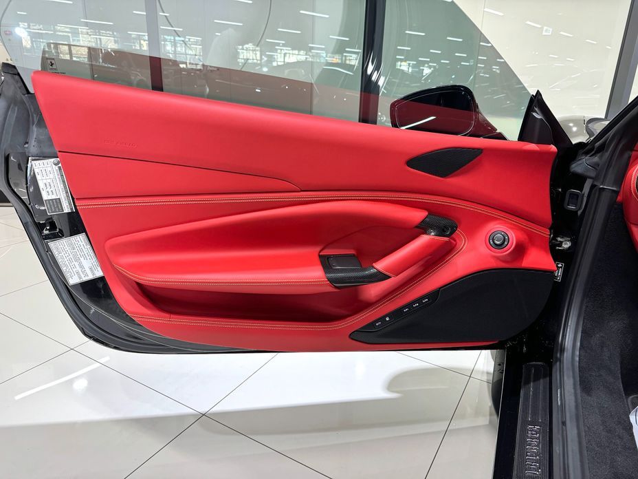 Ferrari F8