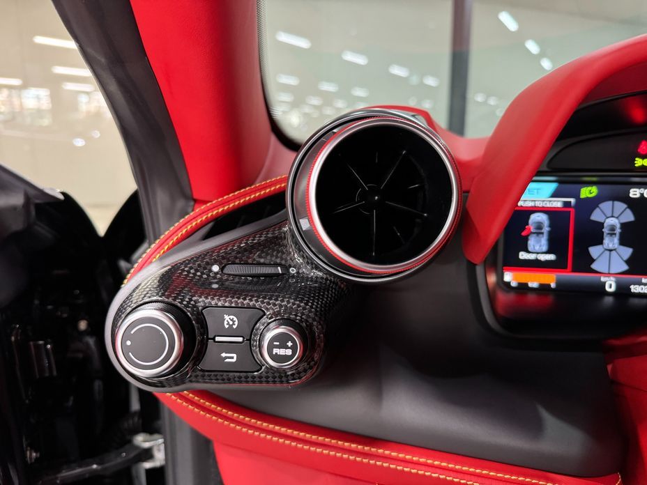 Ferrari F8