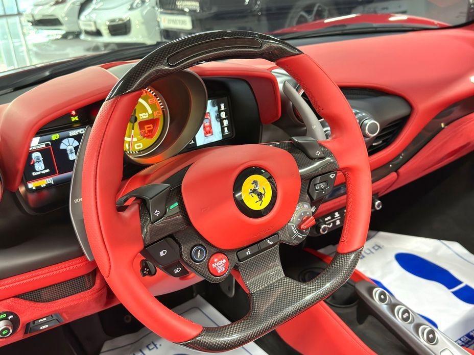 Ferrari F8
