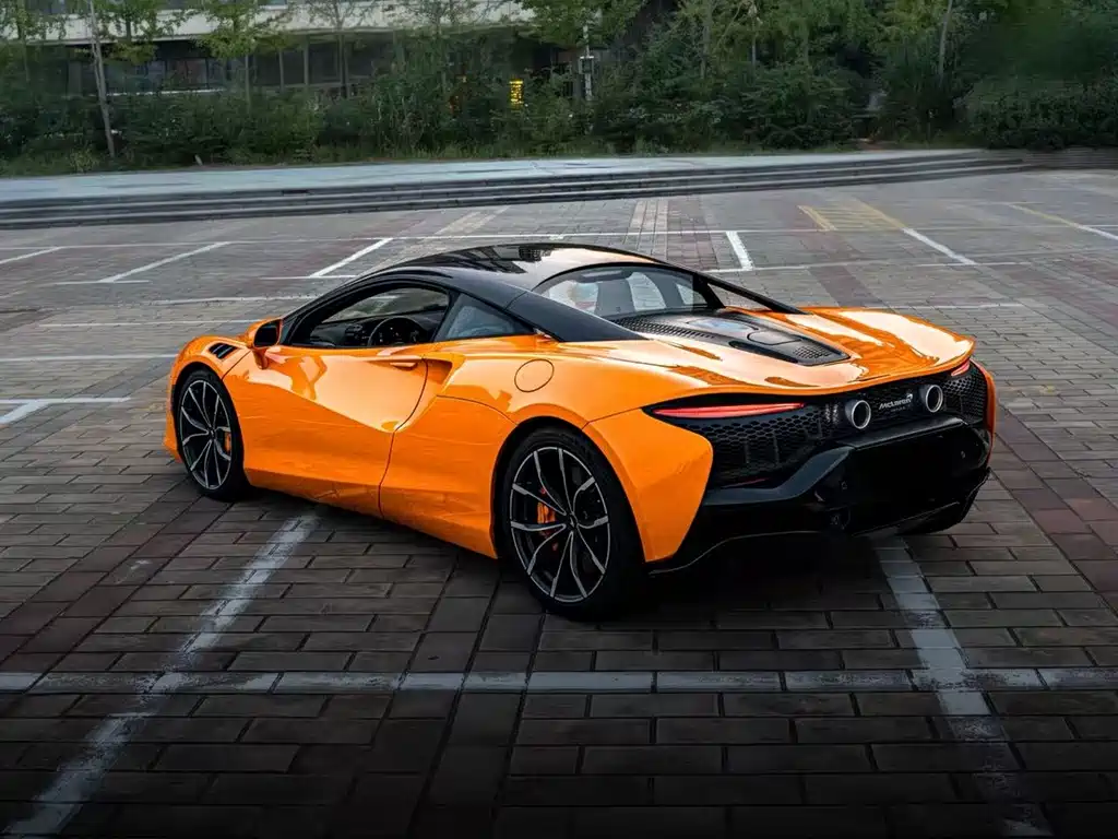 McLaren Artura