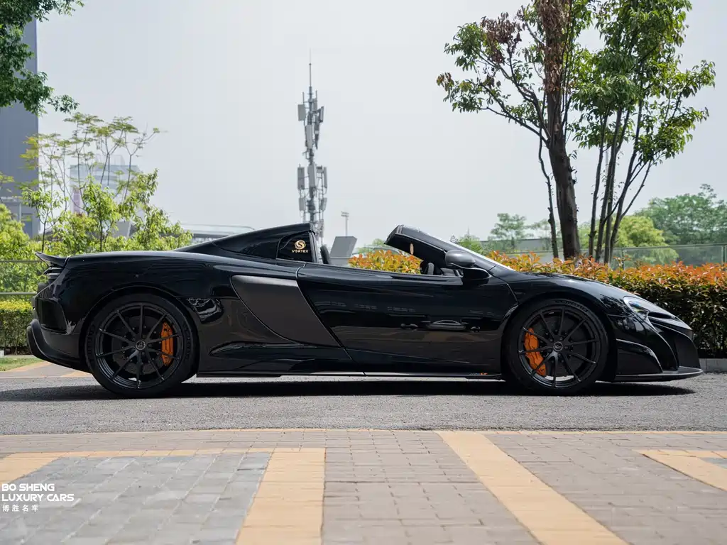 McLaren 675LT