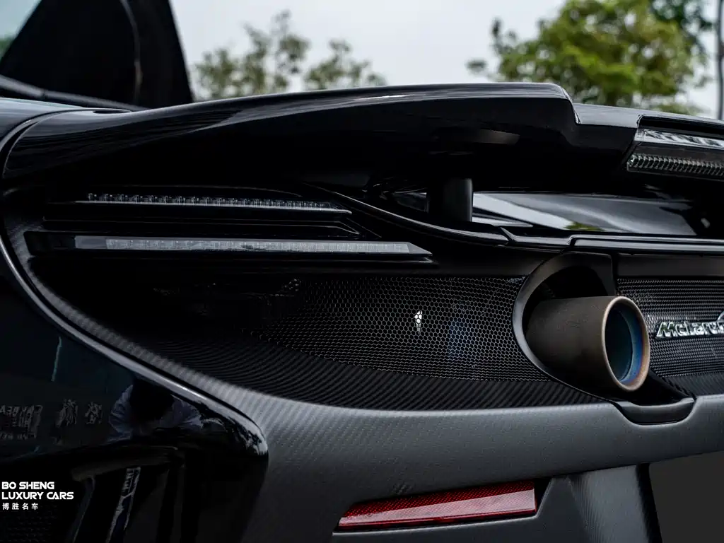 McLaren 675LT