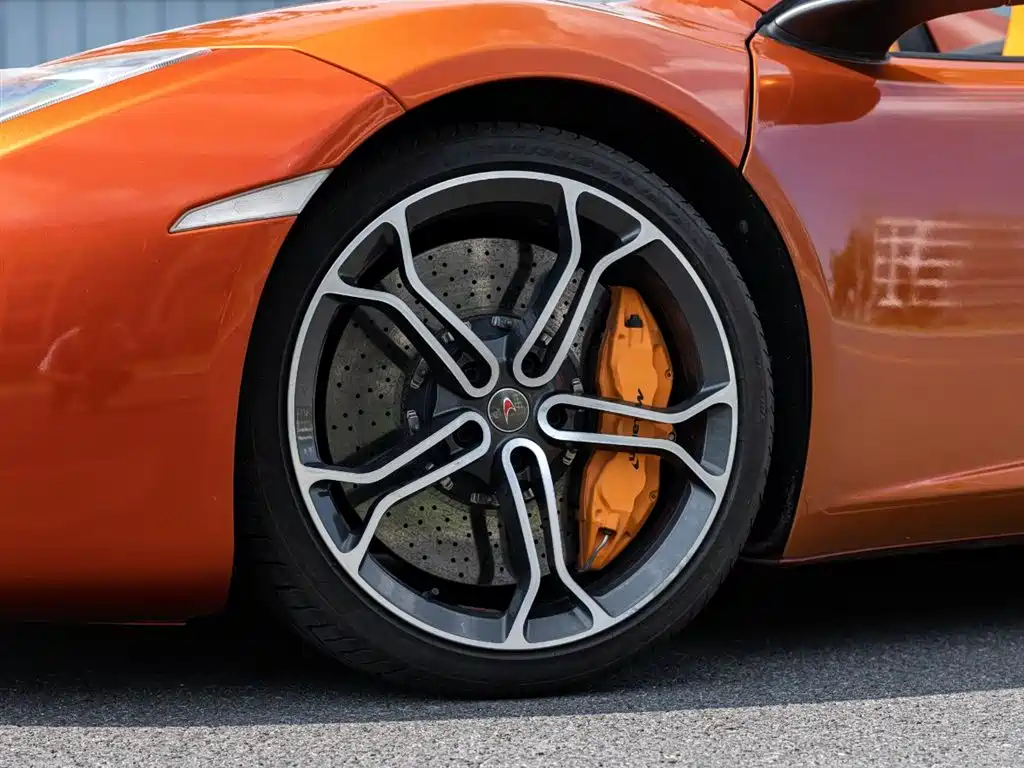 McLaren 12C