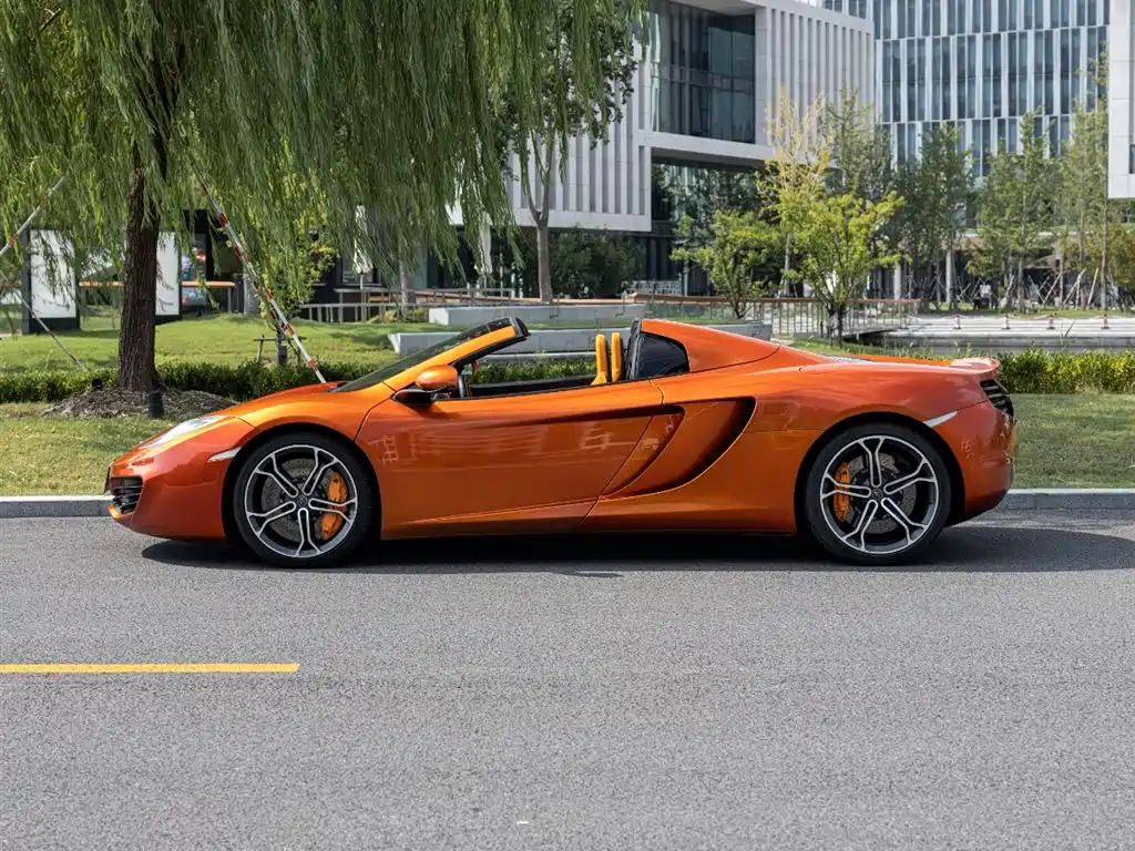 McLaren 12C