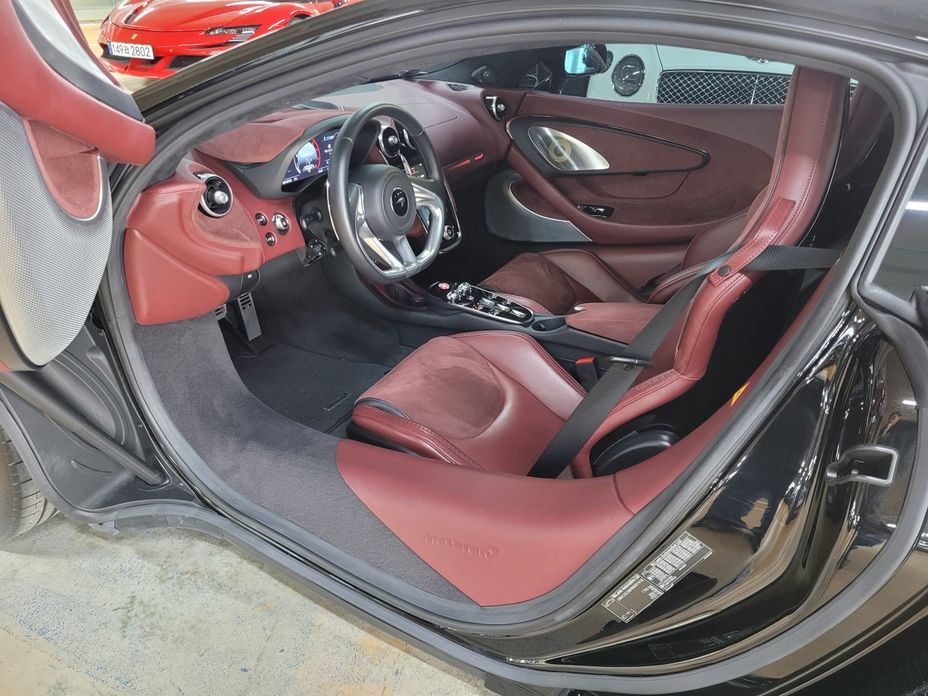 Mclaren GT