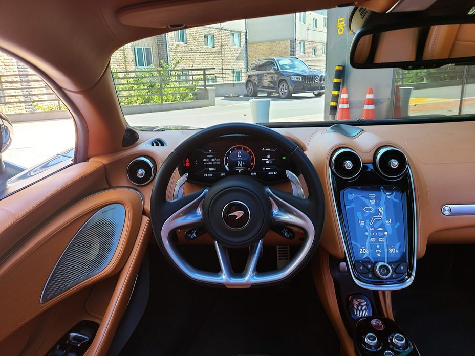 Mclaren GT