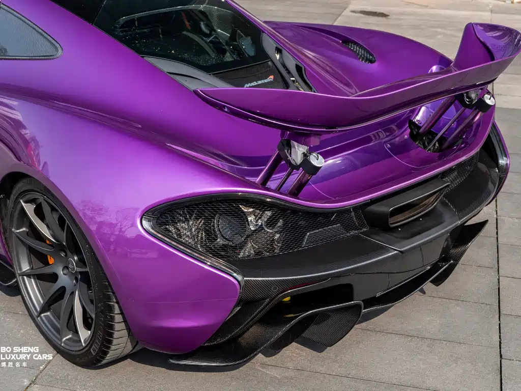 McLaren P1