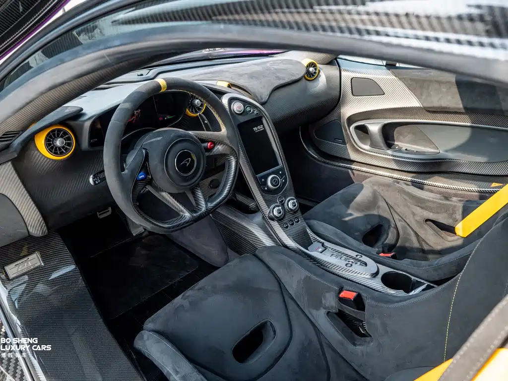 McLaren P1