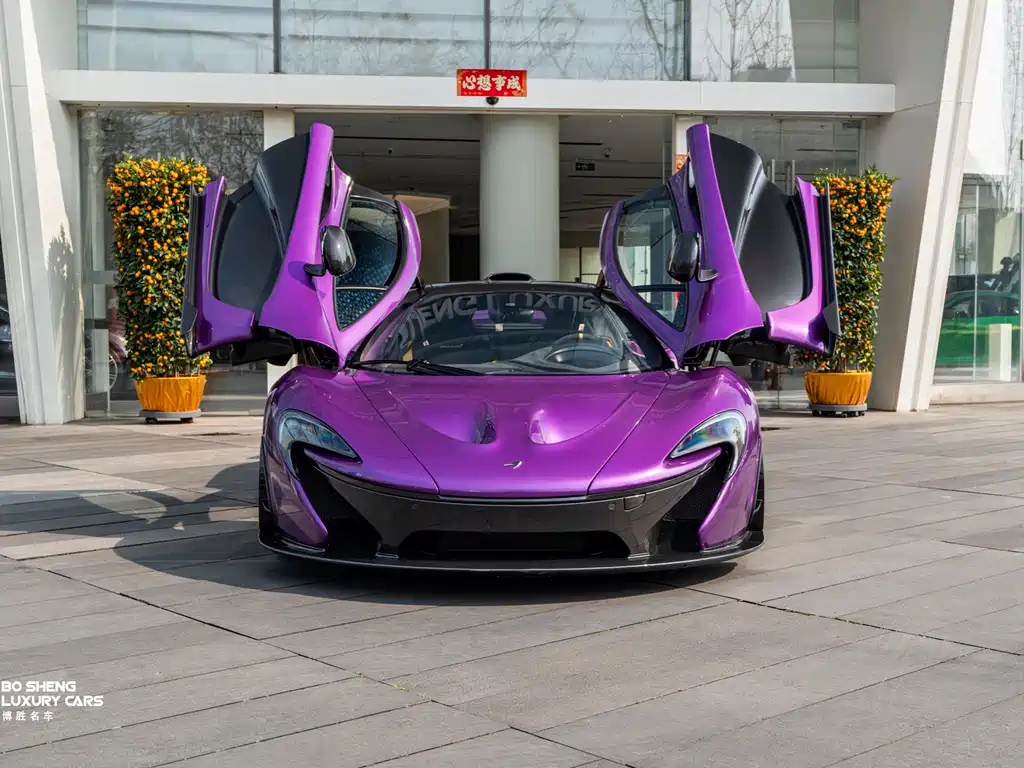 McLaren P1