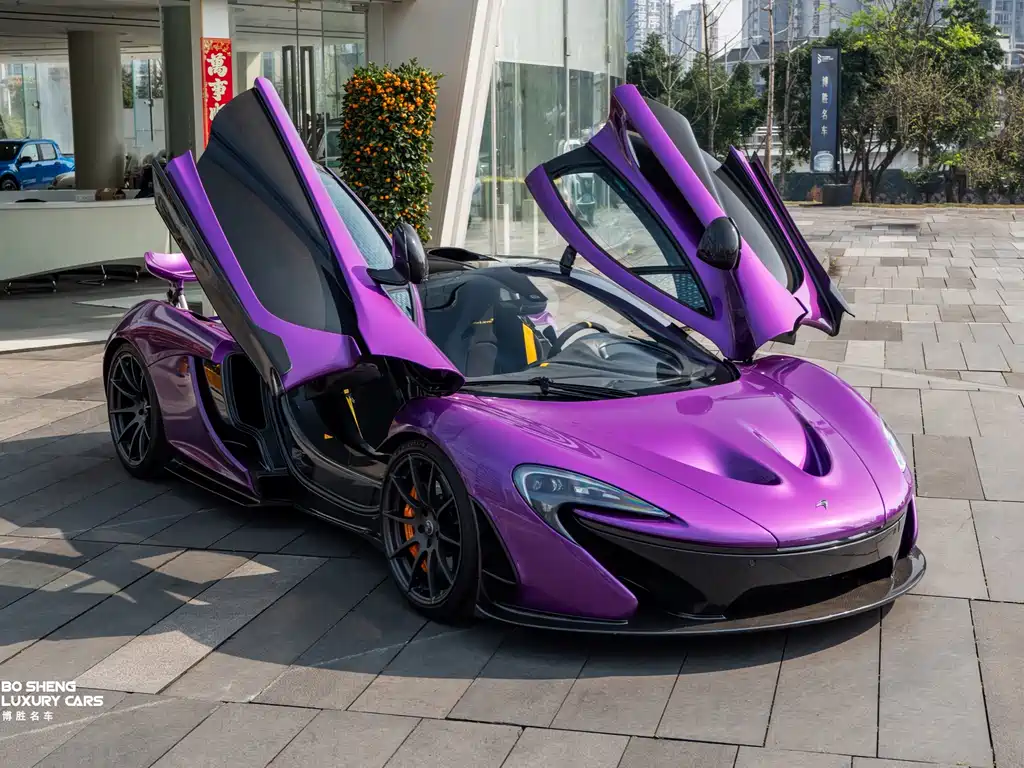 McLaren P1