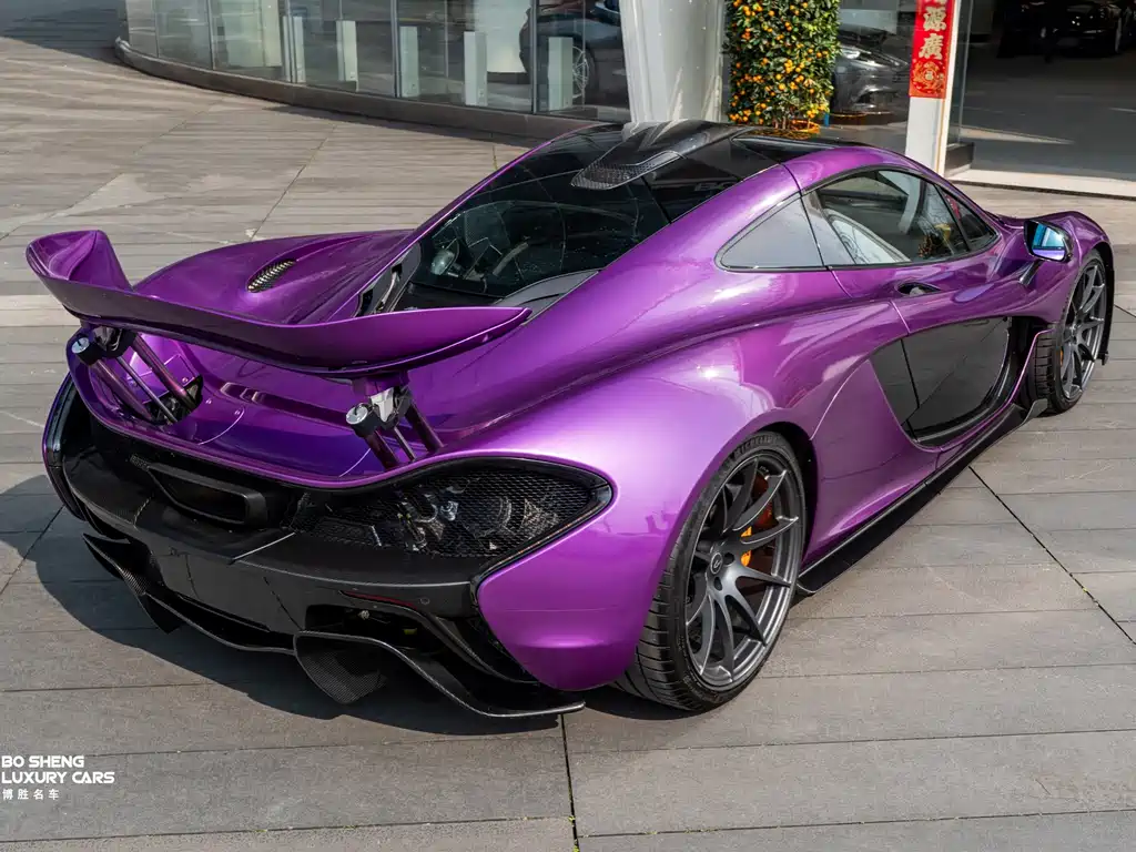 McLaren P1
