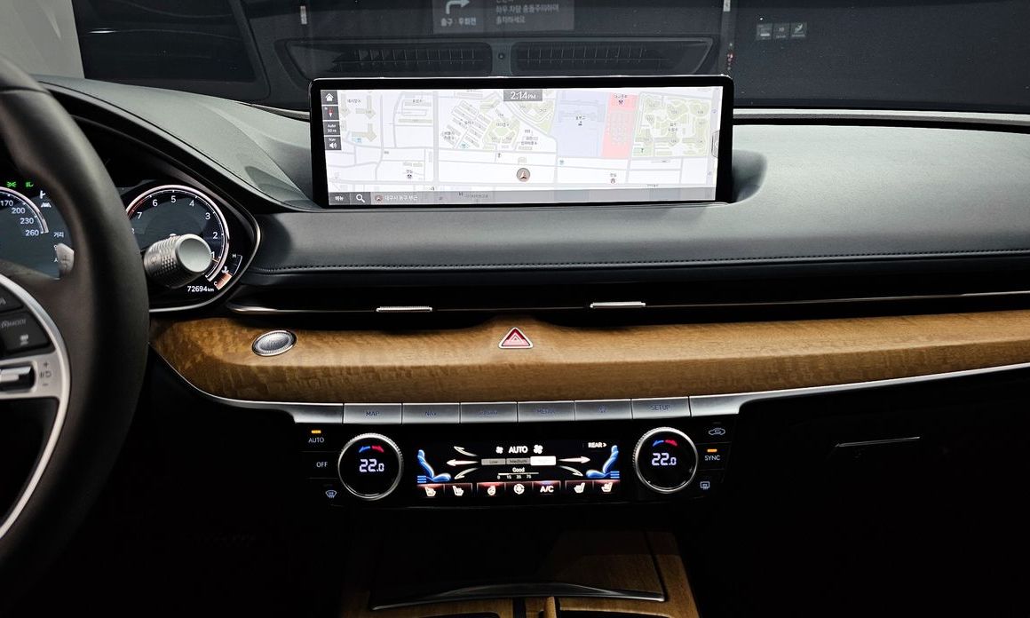 Genesis G80