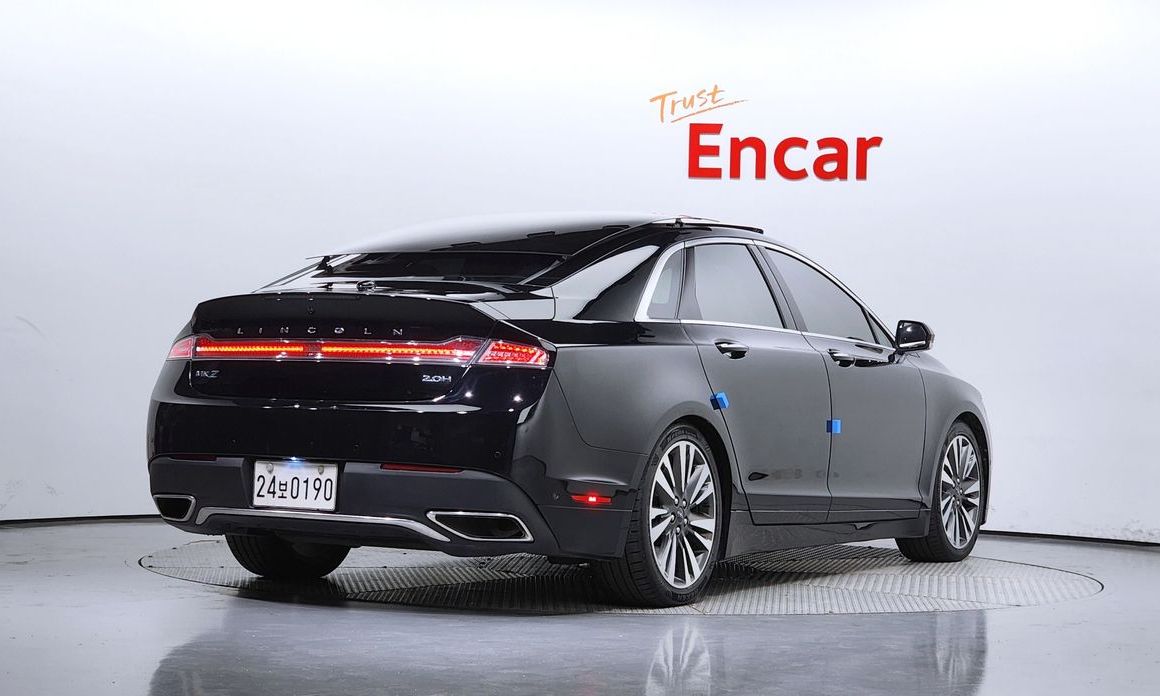 Lincoln MKZ