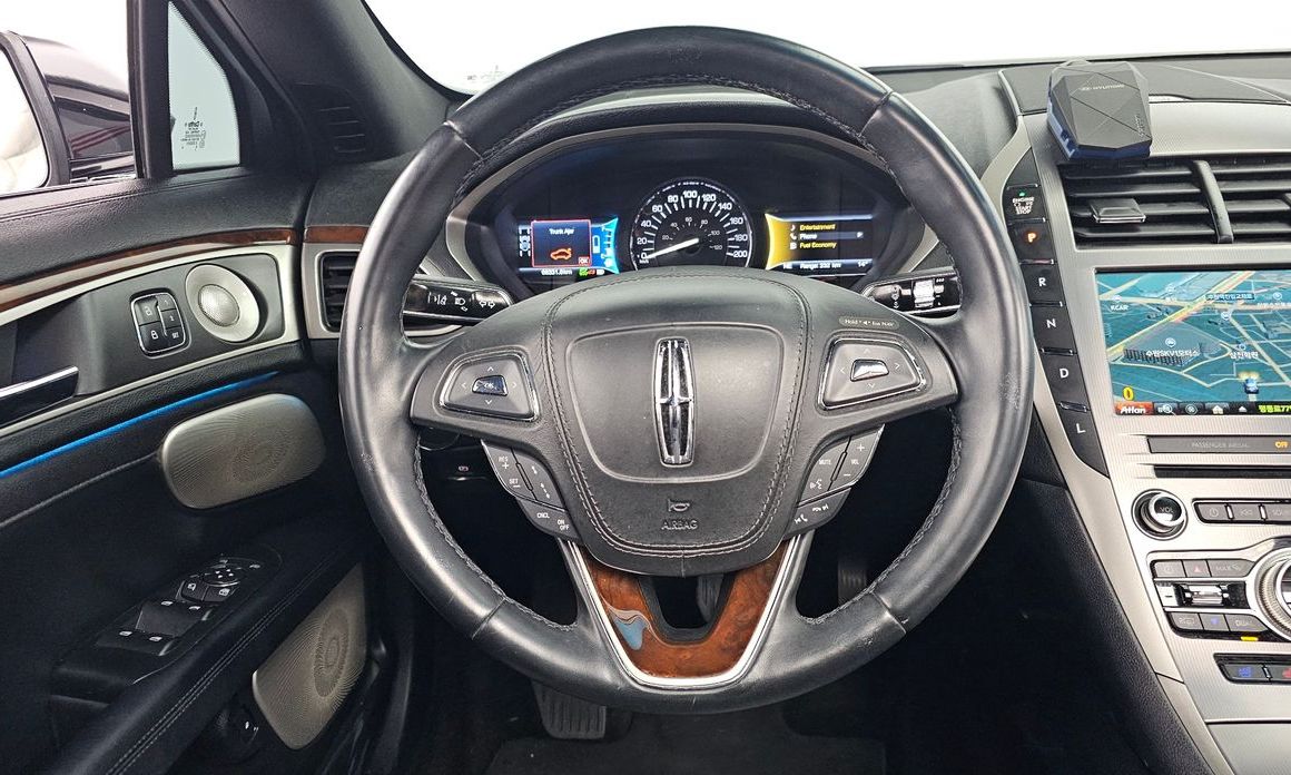 Lincoln MKZ