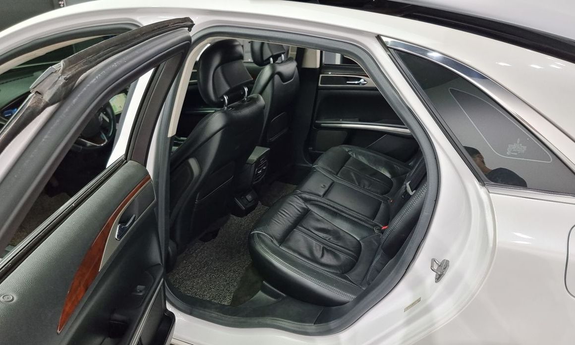 Lincoln MKZ