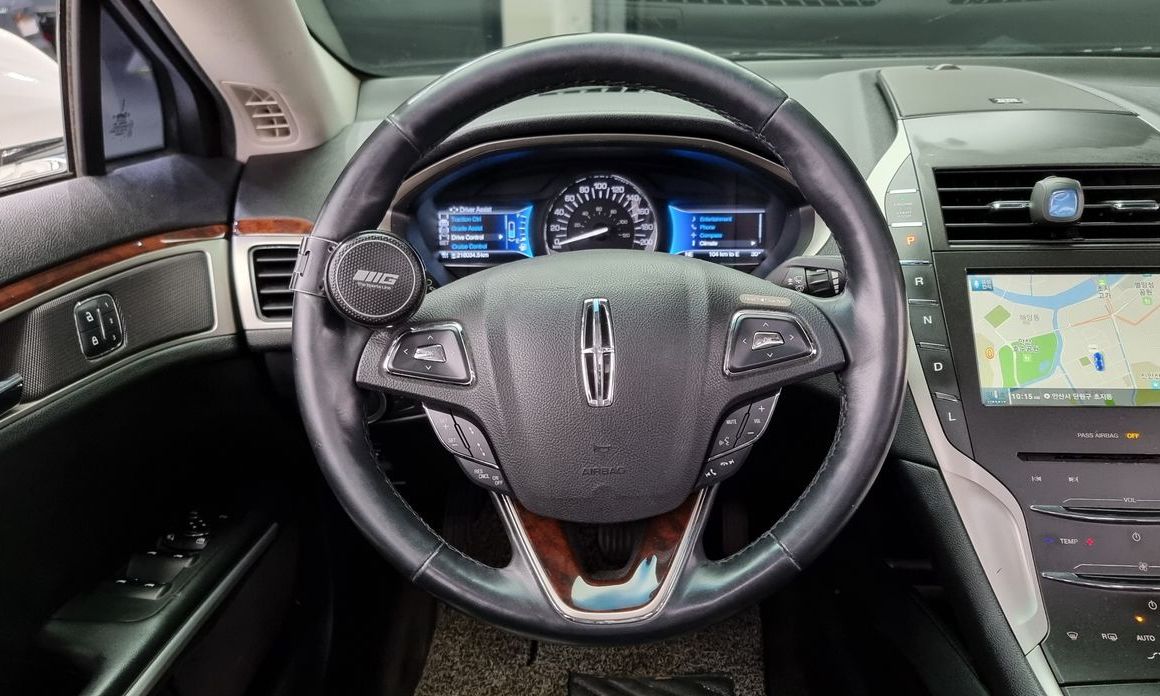 Lincoln MKZ