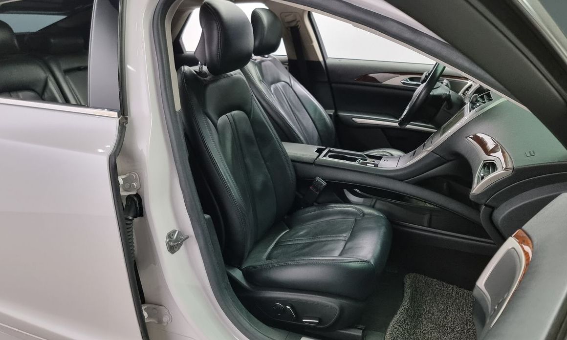 Lincoln MKZ