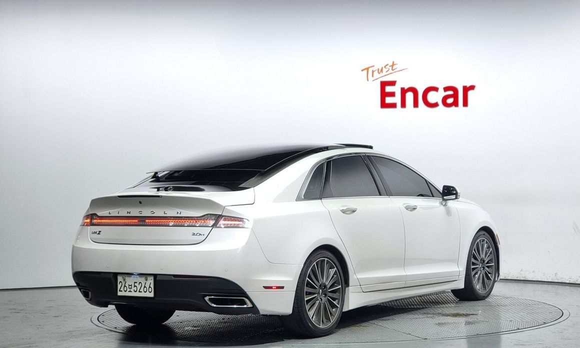 Lincoln MKZ
