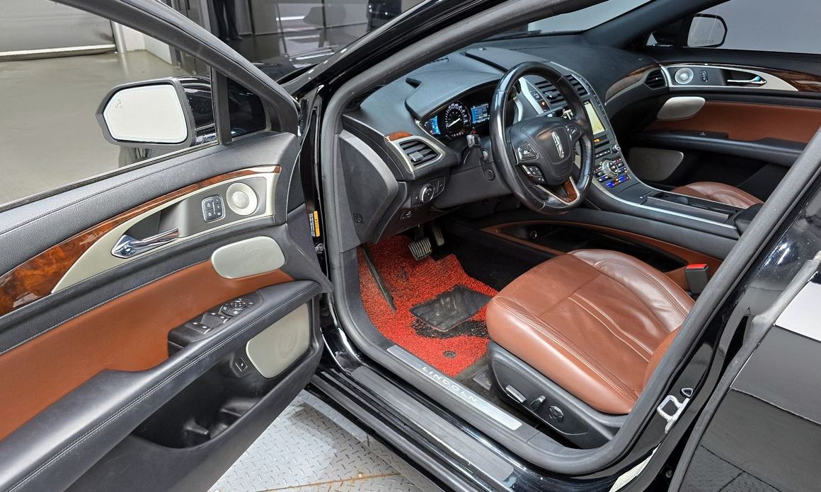 Lincoln MKZ