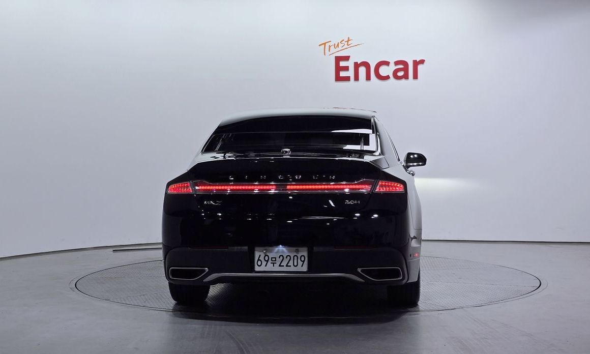 Lincoln MKZ