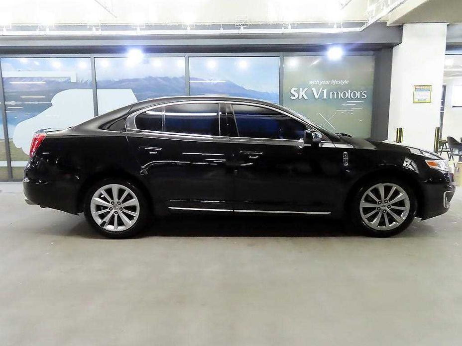 Lincoln MKS