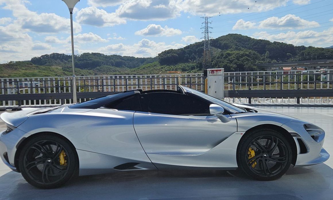 Mclaren 750S