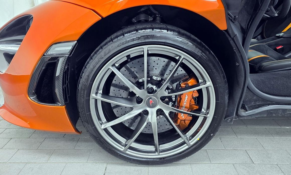 Mclaren 720S