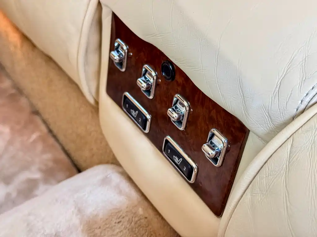 Bentley Elegance