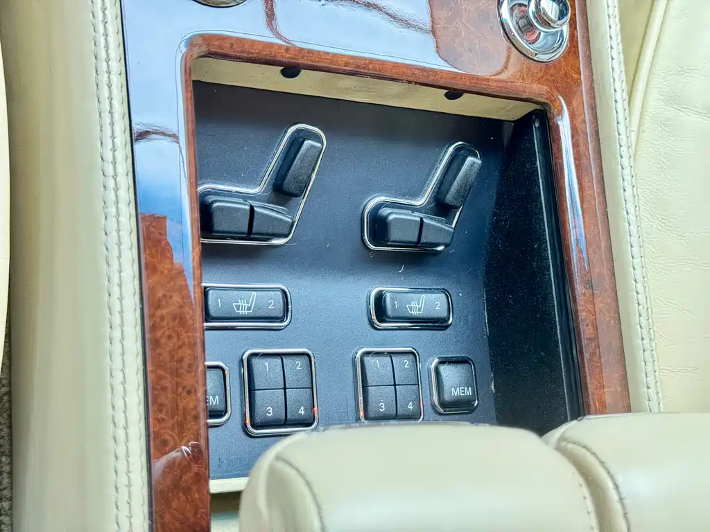 Bentley Elegance
