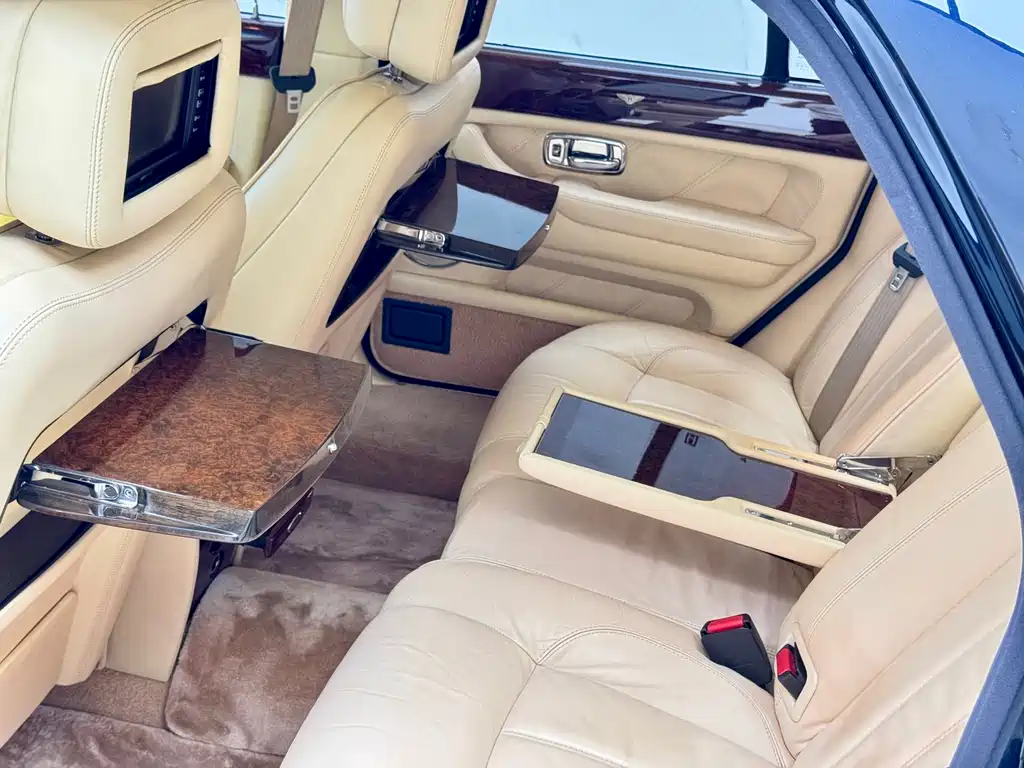 Bentley Elegance