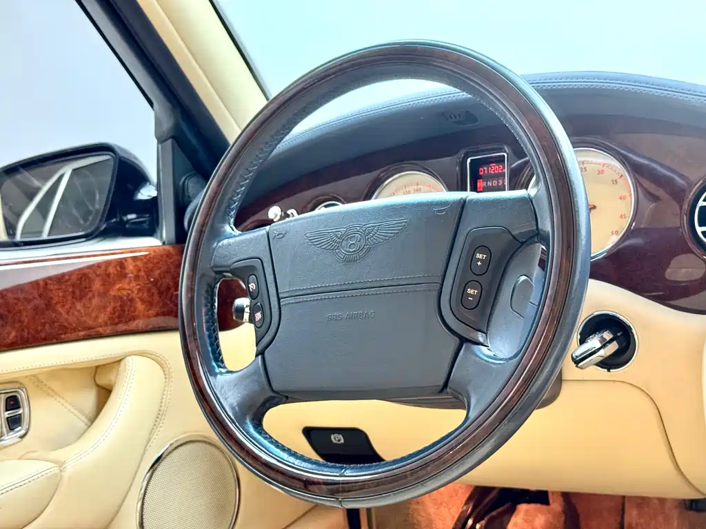 Bentley Elegance