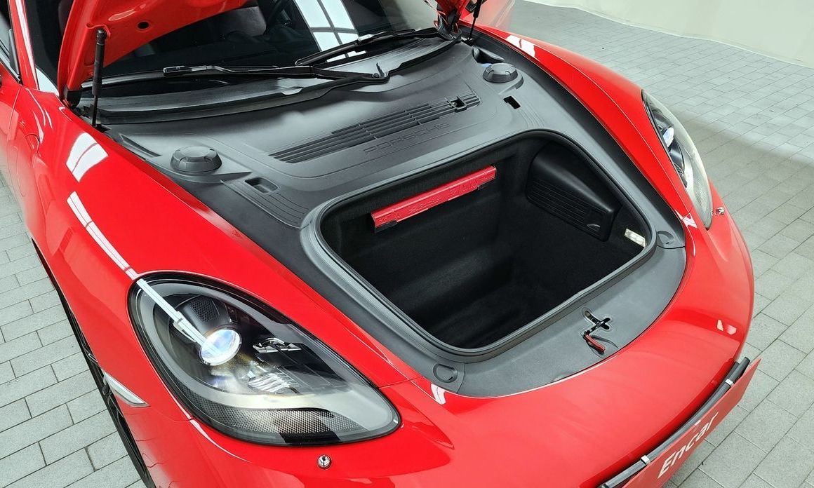 Porsche 718