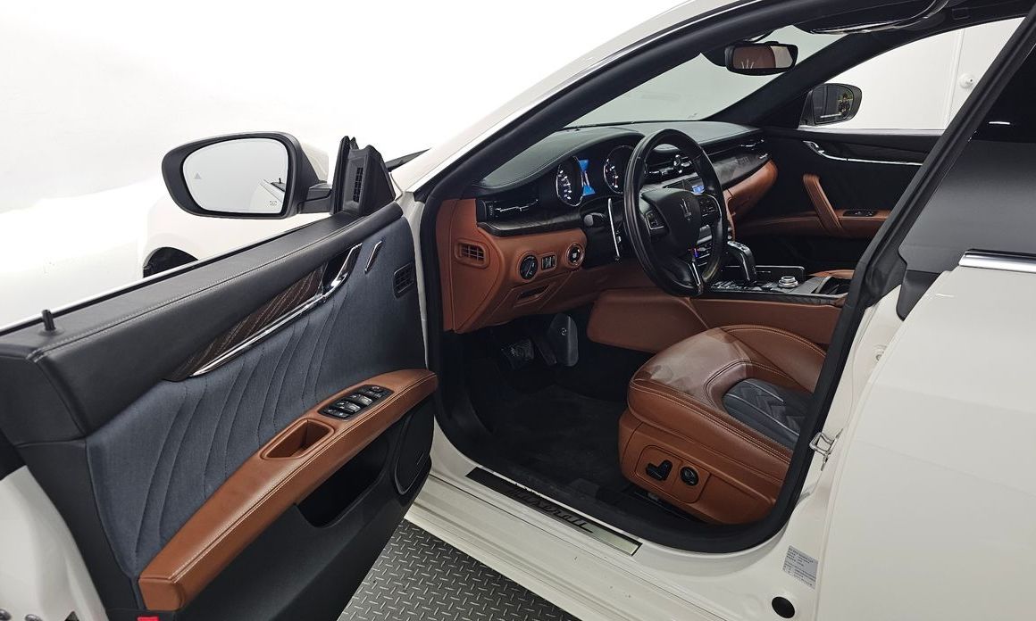 Maserati Quattroporte