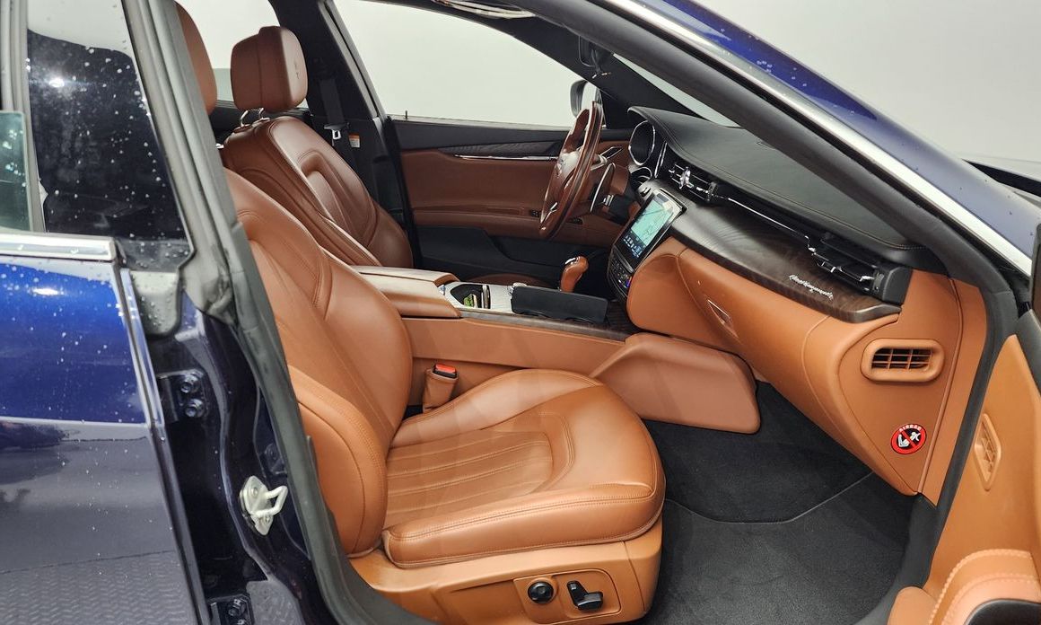 Maserati Quattroporte
