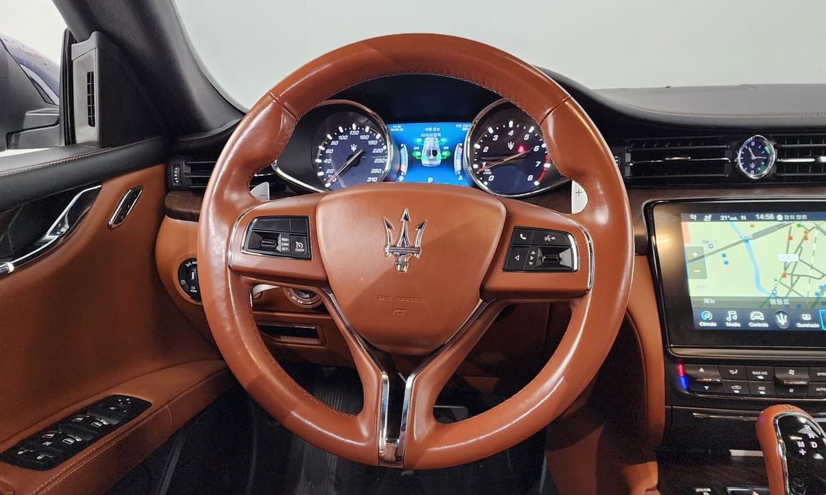 Maserati Quattroporte