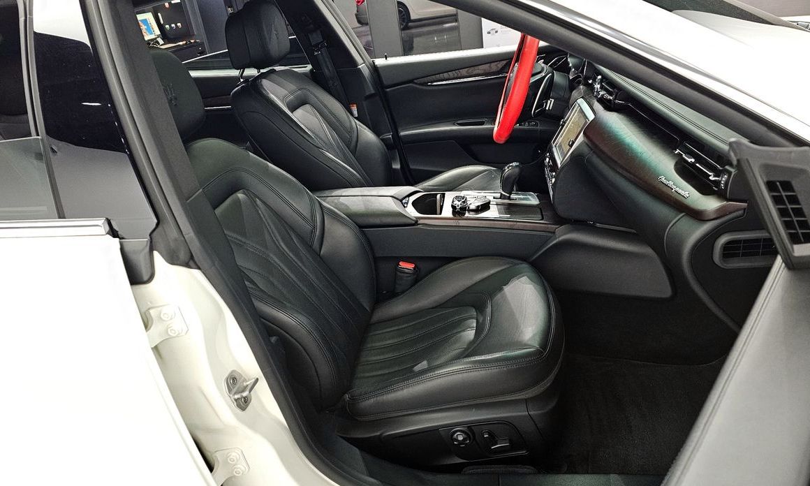 Maserati Quattroporte