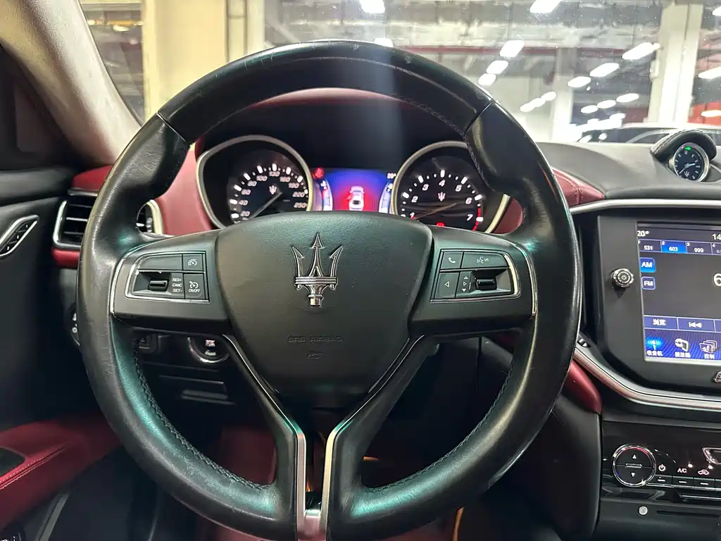 Maserati Ghibli