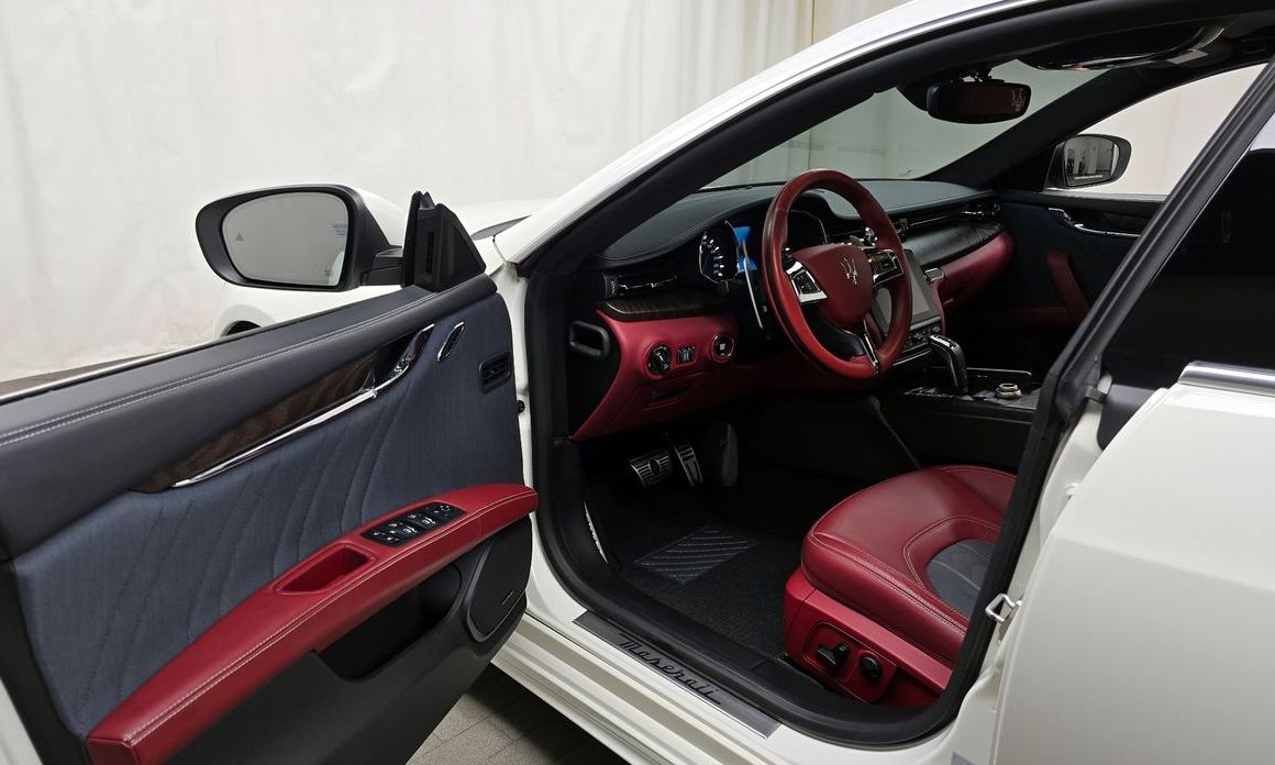 Maserati Quattroporte